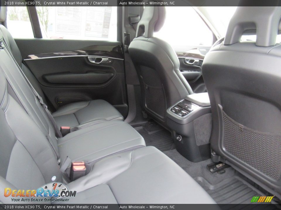 2018 Volvo XC90 T5 Crystal White Pearl Metallic / Charcoal Photo #12