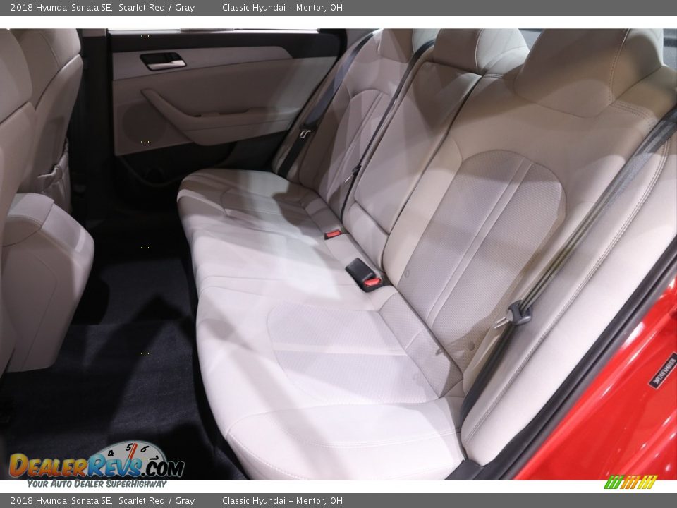 2018 Hyundai Sonata SE Scarlet Red / Gray Photo #17