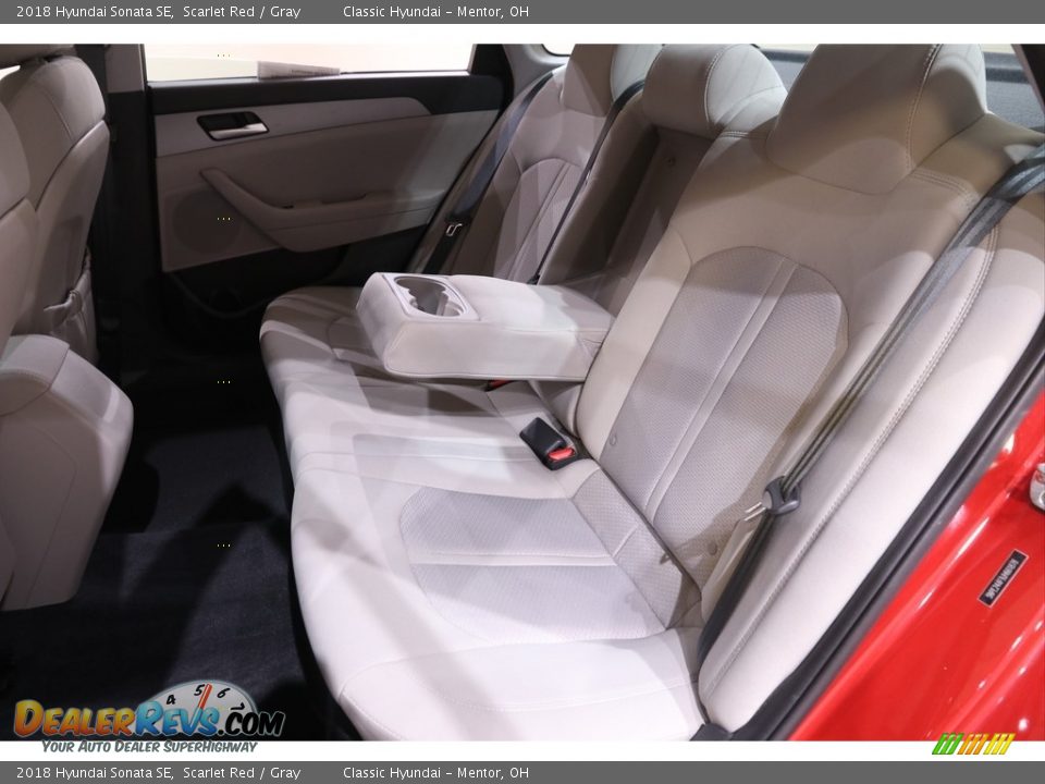2018 Hyundai Sonata SE Scarlet Red / Gray Photo #18
