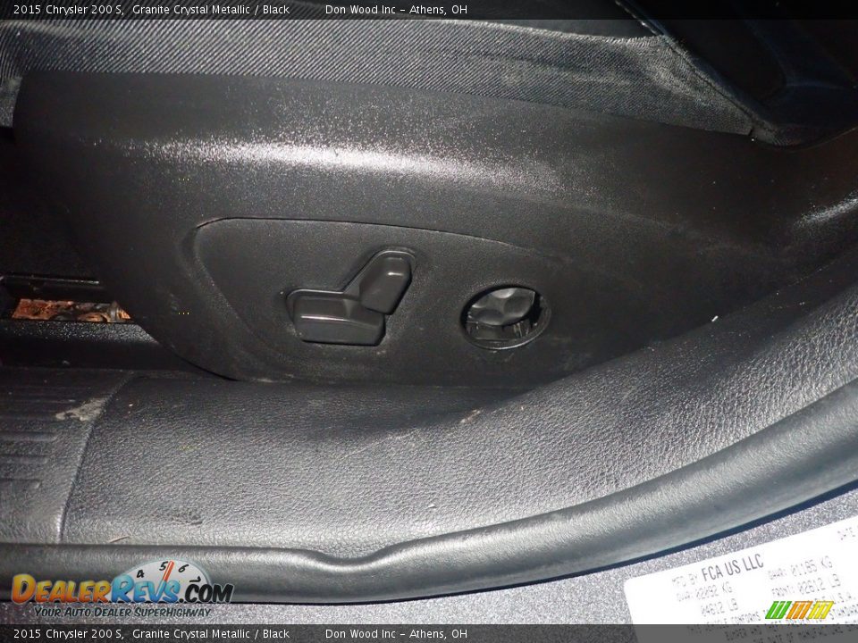 2015 Chrysler 200 S Granite Crystal Metallic / Black Photo #22