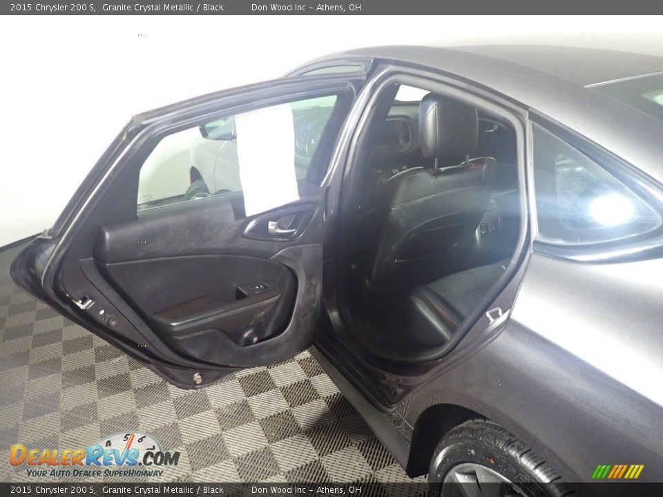 2015 Chrysler 200 S Granite Crystal Metallic / Black Photo #32