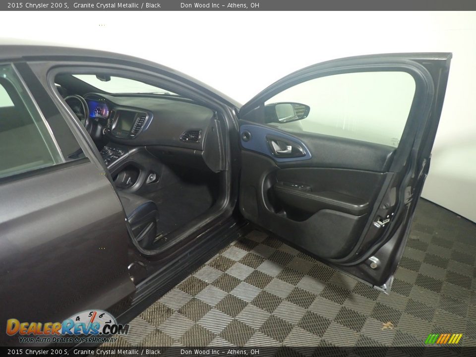 2015 Chrysler 200 S Granite Crystal Metallic / Black Photo #36