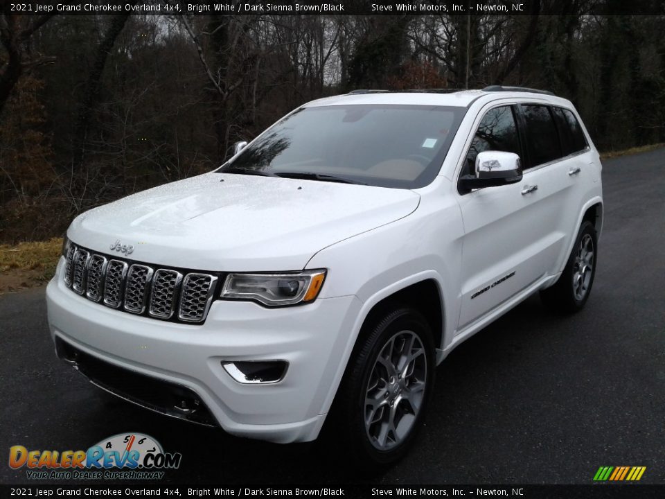 2021 Jeep Grand Cherokee Overland 4x4 Bright White / Dark Sienna Brown/Black Photo #2