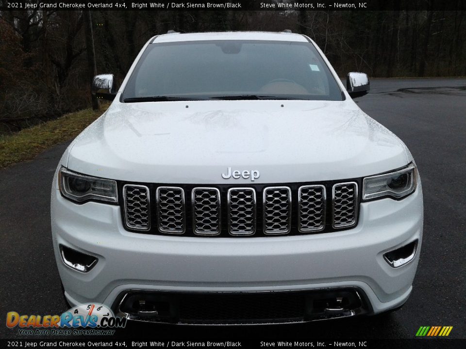 2021 Jeep Grand Cherokee Overland 4x4 Bright White / Dark Sienna Brown/Black Photo #3