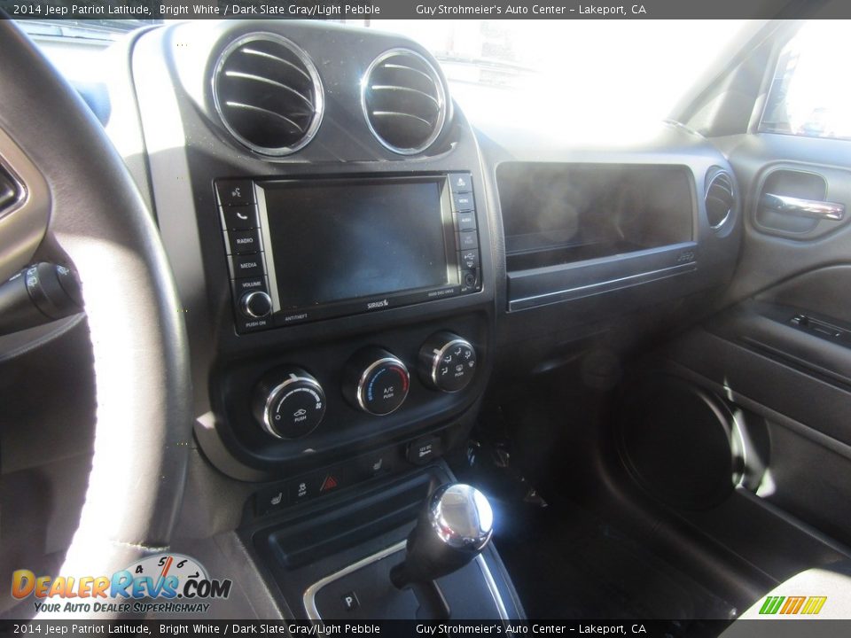 2014 Jeep Patriot Latitude Bright White / Dark Slate Gray/Light Pebble Photo #11