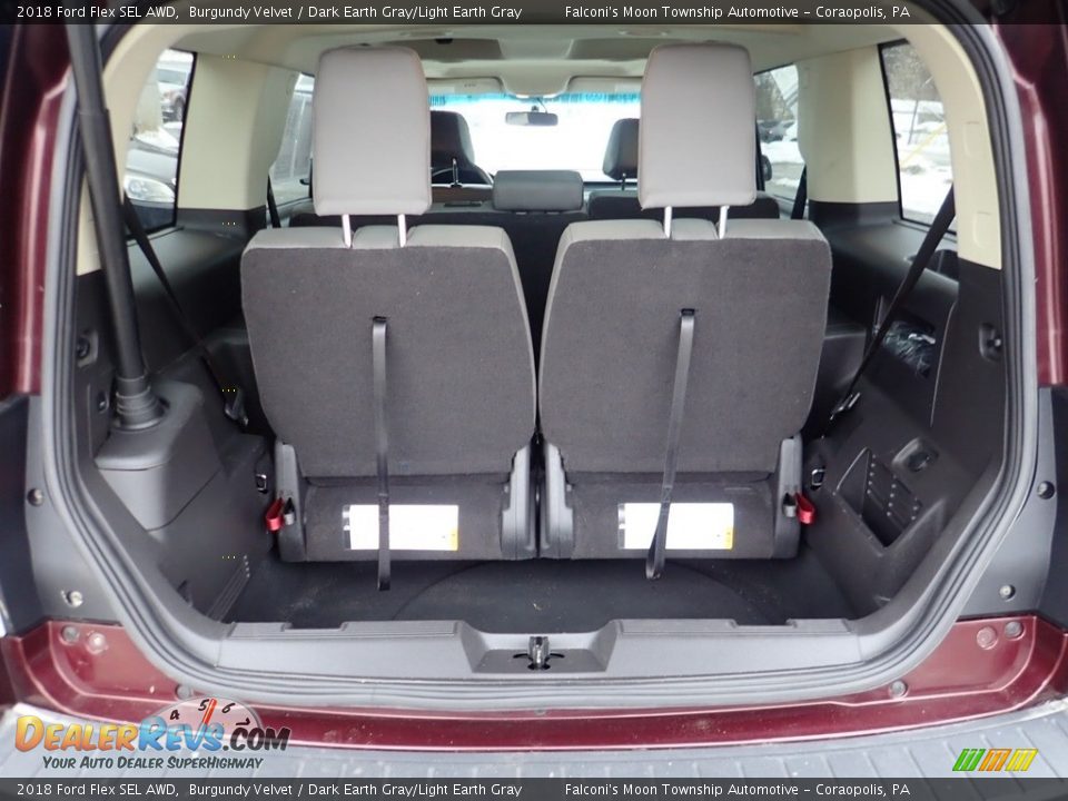 2018 Ford Flex SEL AWD Trunk Photo #4