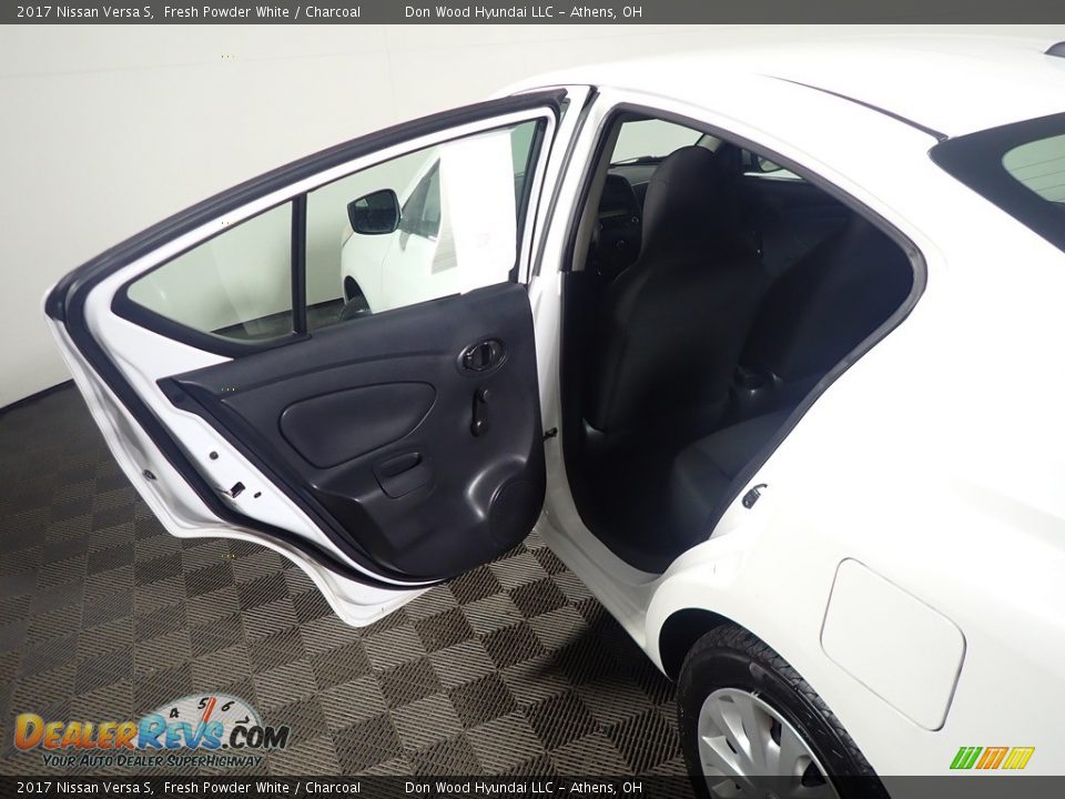 2017 Nissan Versa S Fresh Powder White / Charcoal Photo #31