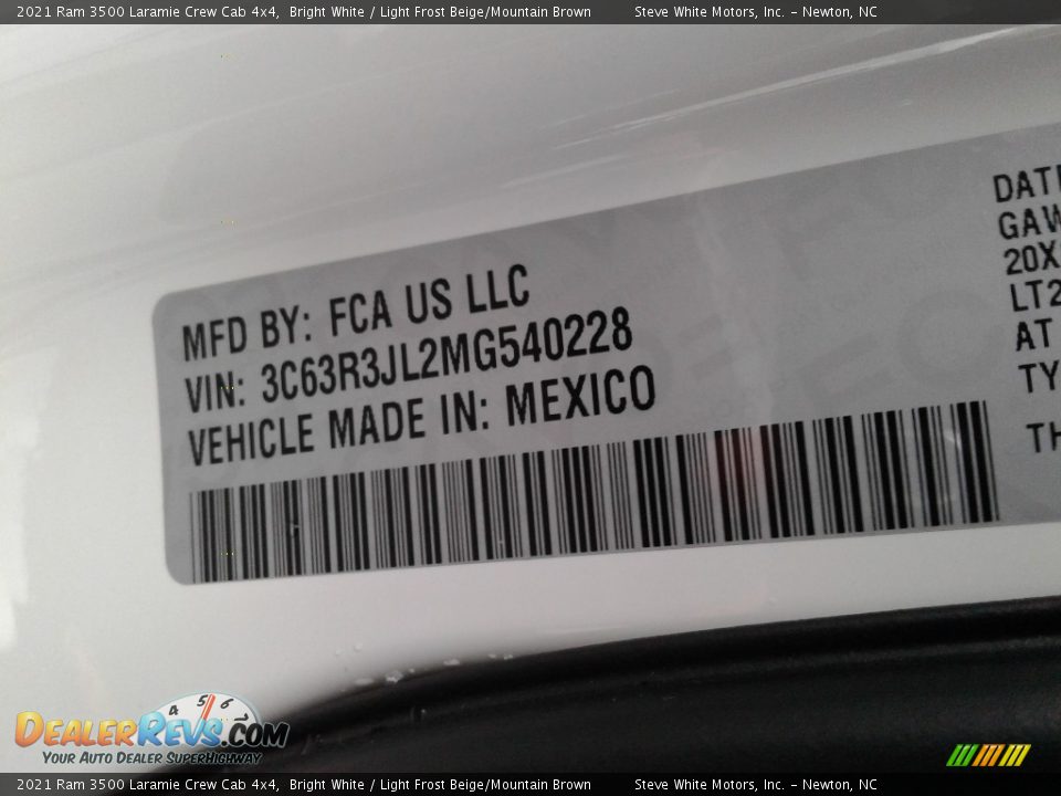 2021 Ram 3500 Laramie Crew Cab 4x4 Bright White / Light Frost Beige/Mountain Brown Photo #32