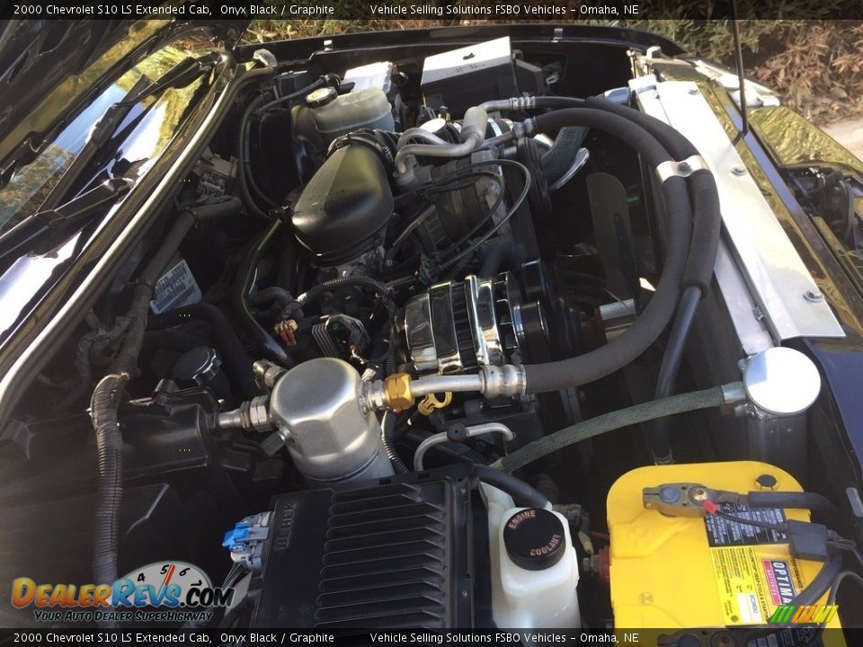 2000 Chevrolet S10 LS Extended Cab 4.3 Liter OHV 12-Valve V6 Engine Photo #10