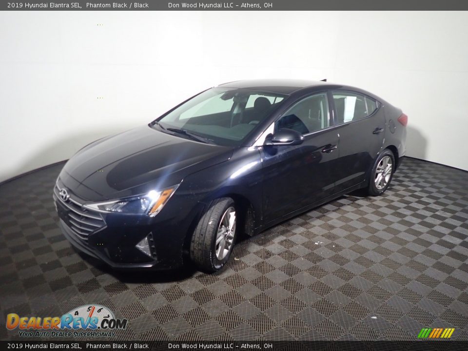 2019 Hyundai Elantra SEL Phantom Black / Black Photo #9