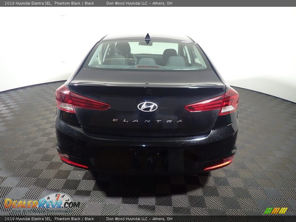 2019 Hyundai Elantra SEL Phantom Black / Black Photo #13
