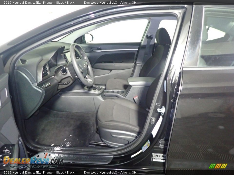 2019 Hyundai Elantra SEL Phantom Black / Black Photo #22