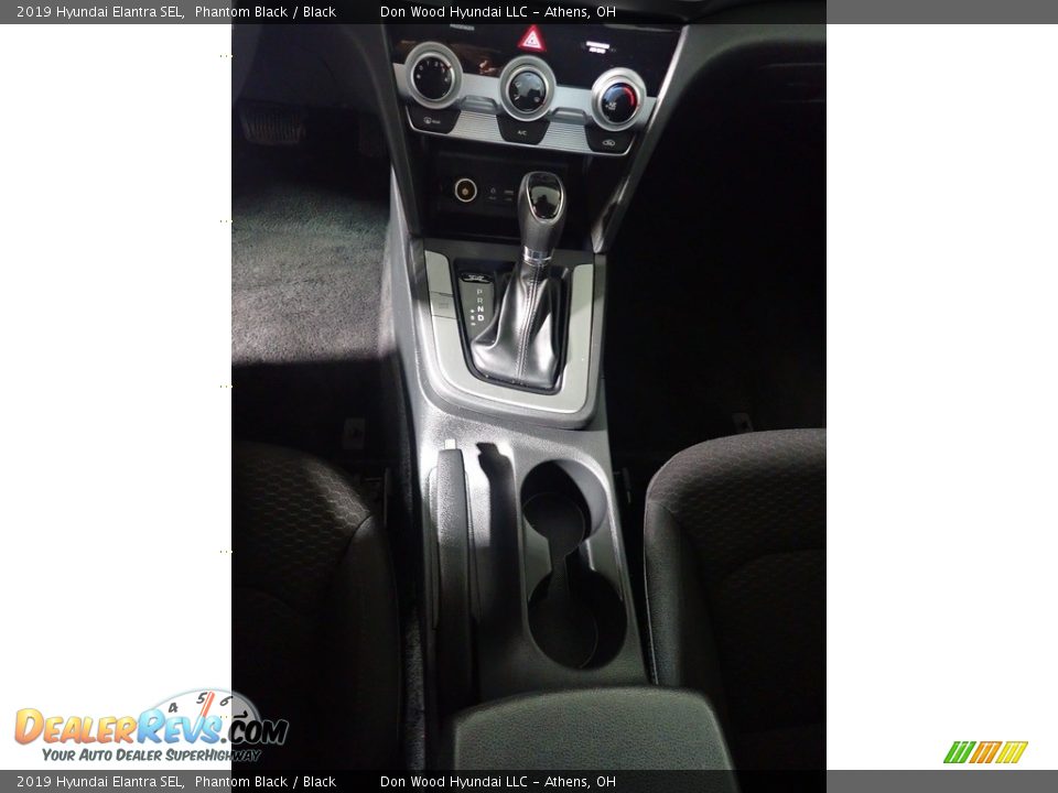 2019 Hyundai Elantra SEL Phantom Black / Black Photo #32
