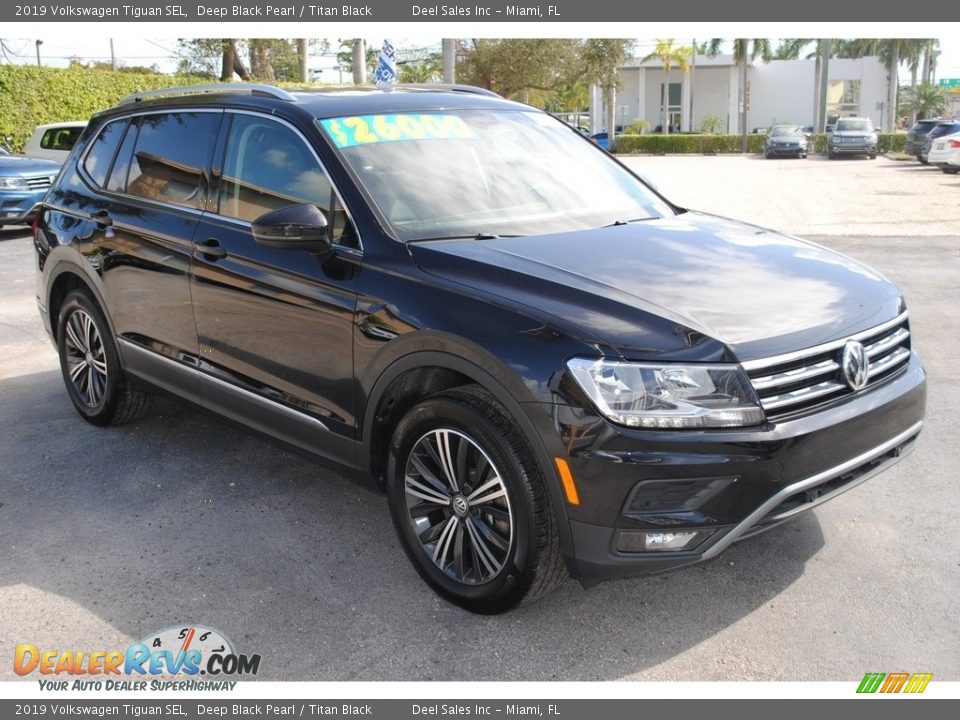 2019 Volkswagen Tiguan SEL Deep Black Pearl / Titan Black Photo #2