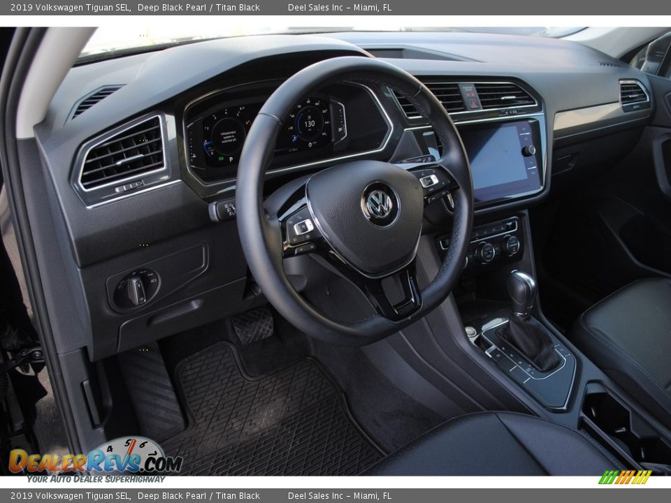 2019 Volkswagen Tiguan SEL Deep Black Pearl / Titan Black Photo #15