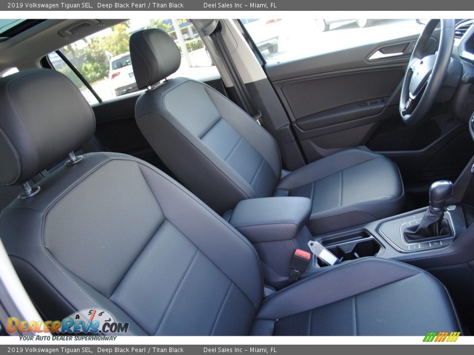 2019 Volkswagen Tiguan SEL Deep Black Pearl / Titan Black Photo #19