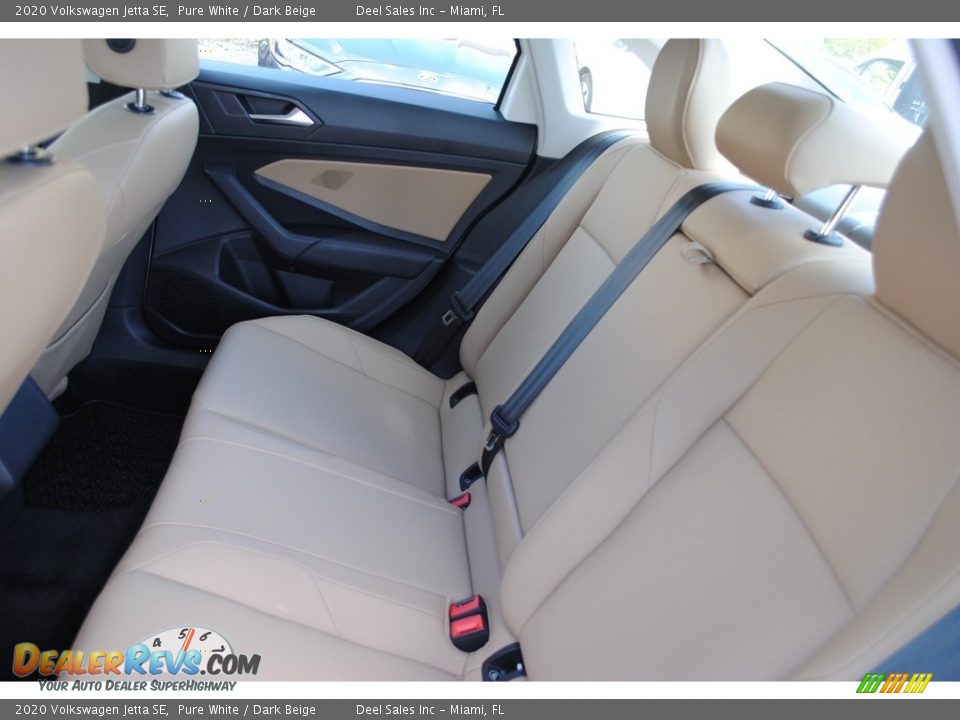 Rear Seat of 2020 Volkswagen Jetta SE Photo #11