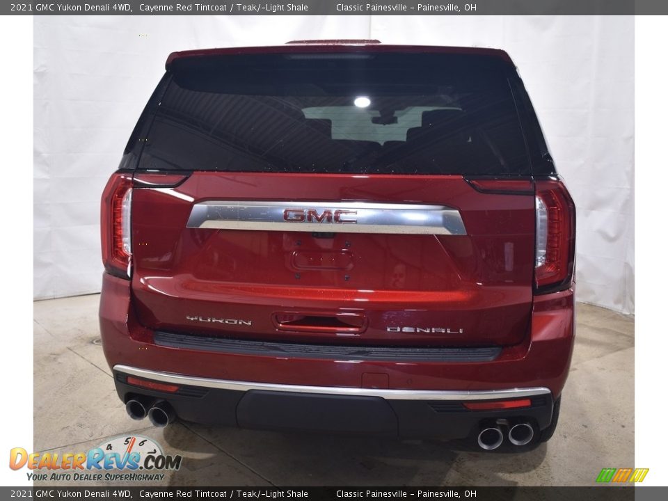 2021 GMC Yukon Denali 4WD Cayenne Red Tintcoat / Teak/­Light Shale Photo #3