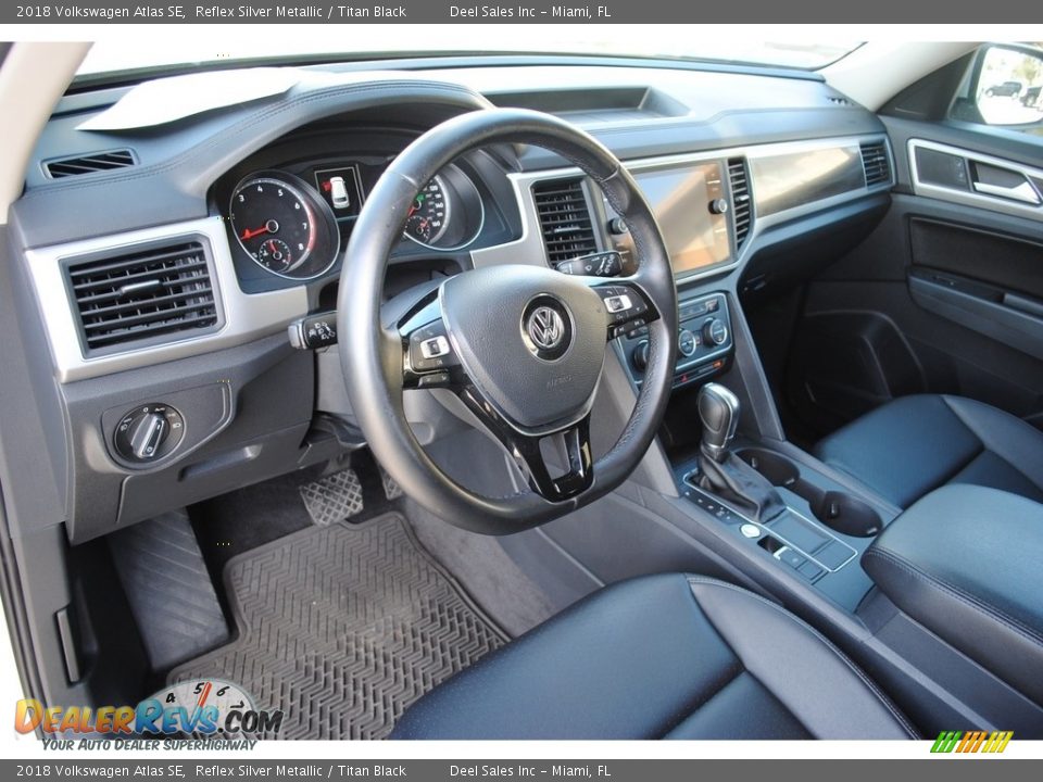 2018 Volkswagen Atlas SE Reflex Silver Metallic / Titan Black Photo #13