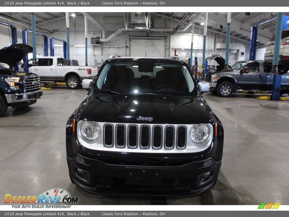 2016 Jeep Renegade Limited 4x4 Black / Black Photo #2