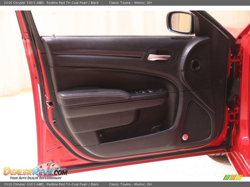 2016 Chrysler 300 S AWD Redline Red Tri-Coat Pearl / Black Photo #4