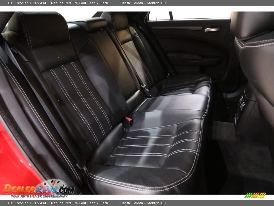 2016 Chrysler 300 S AWD Redline Red Tri-Coat Pearl / Black Photo #19