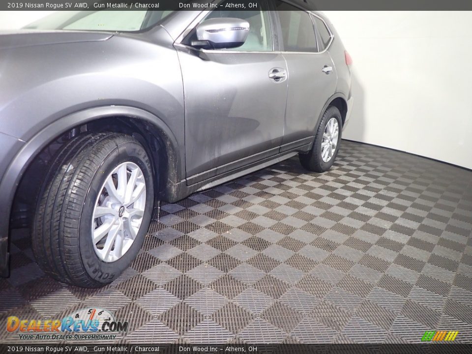 2019 Nissan Rogue SV AWD Gun Metallic / Charcoal Photo #10
