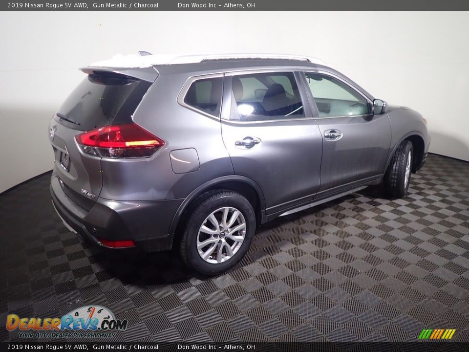 2019 Nissan Rogue SV AWD Gun Metallic / Charcoal Photo #18
