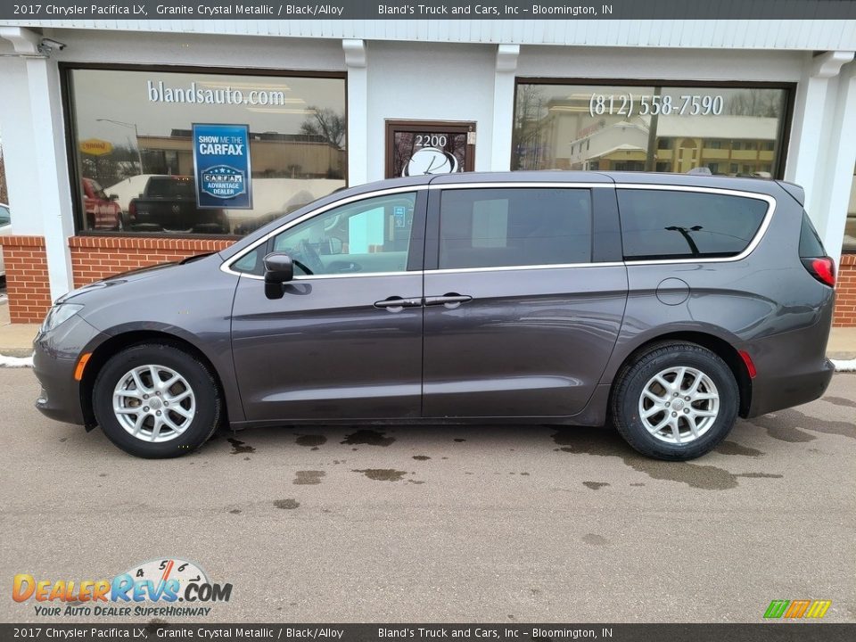 2017 Chrysler Pacifica LX Granite Crystal Metallic / Black/Alloy Photo #1