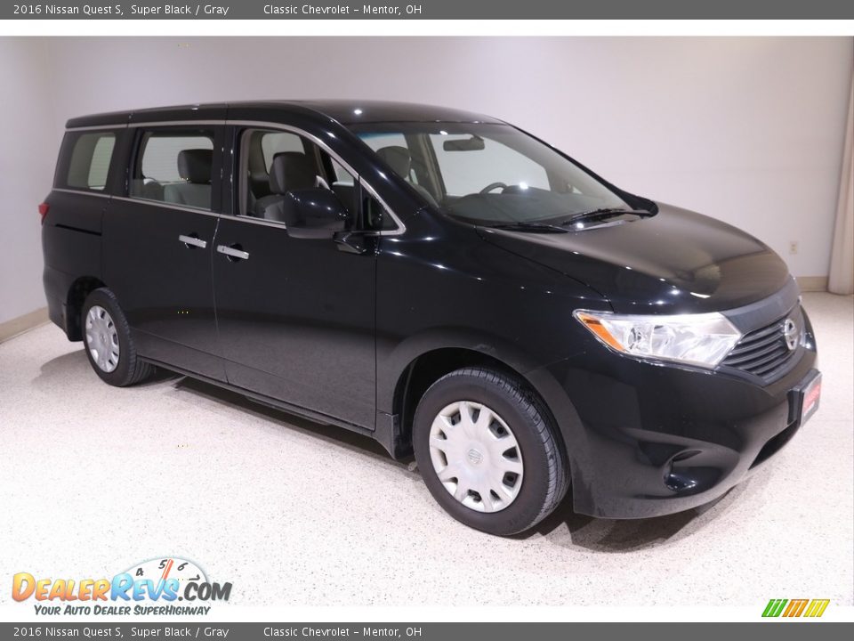 Front 3/4 View of 2016 Nissan Quest S Photo #1