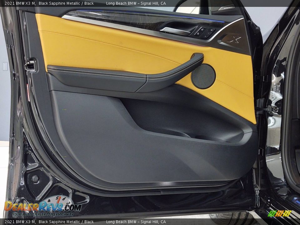 Door Panel of 2021 BMW X3 M  Photo #5