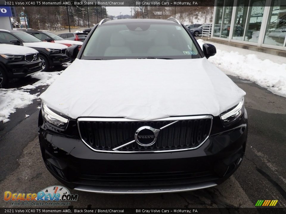 2021 Volvo XC40 T5 Momentum AWD Black Stone / Blond/Charcoal Photo #6