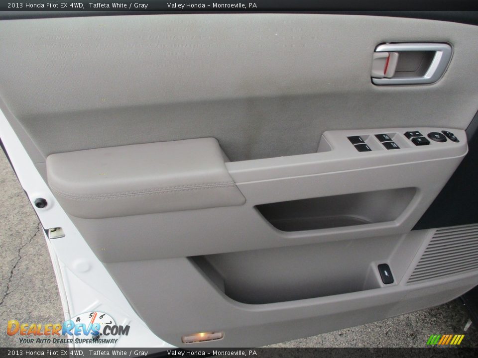 2013 Honda Pilot EX 4WD Taffeta White / Gray Photo #10