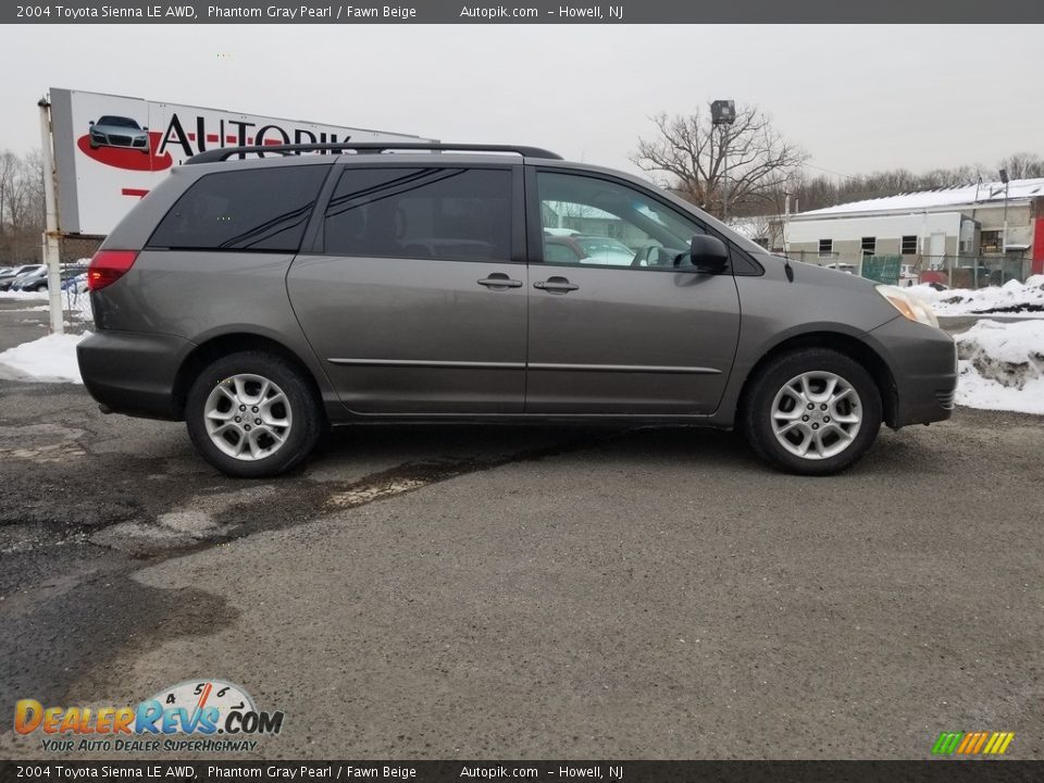 2004 Toyota Sienna LE AWD Phantom Gray Pearl / Fawn Beige Photo #2