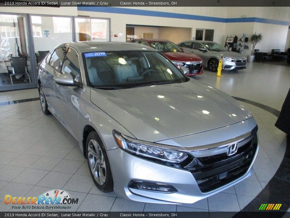 2019 Honda Accord EX Sedan Lunar Silver Metallic / Gray Photo #3