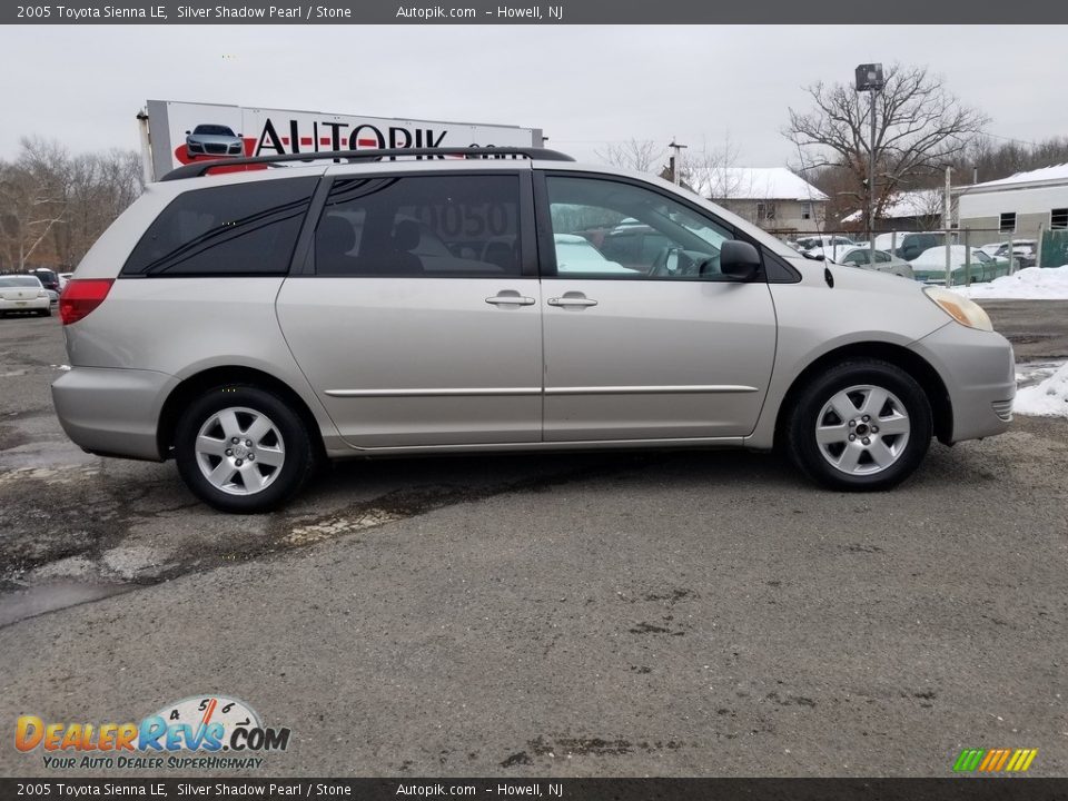 2005 Toyota Sienna LE Silver Shadow Pearl / Stone Photo #2