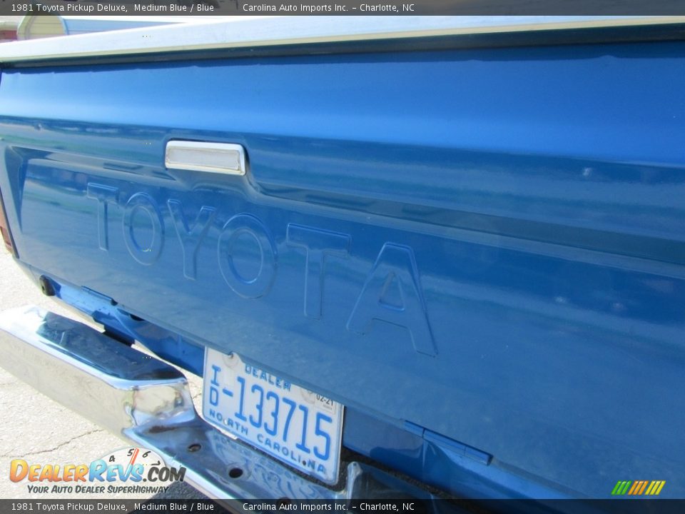 1981 Toyota Pickup Deluxe Medium Blue / Blue Photo #14
