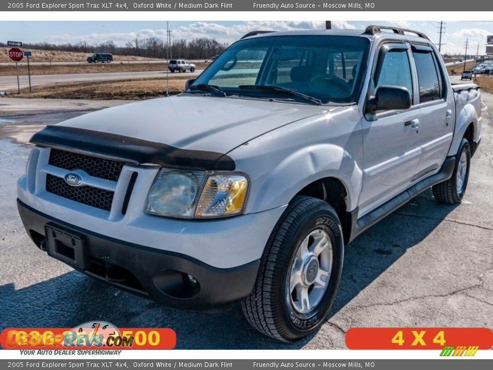 2005 Ford Explorer Sport Trac XLT 4x4 Oxford White / Medium Dark Flint Photo #1