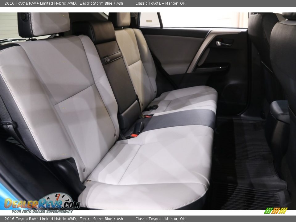 2016 Toyota RAV4 Limited Hybrid AWD Electric Storm Blue / Ash Photo #17