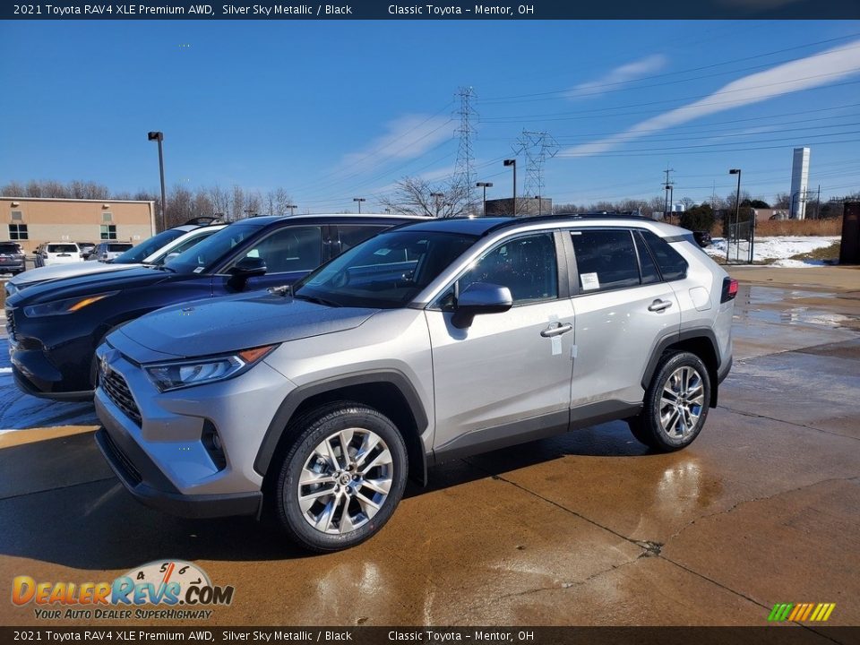 2021 Toyota RAV4 XLE Premium AWD Silver Sky Metallic / Black Photo #1