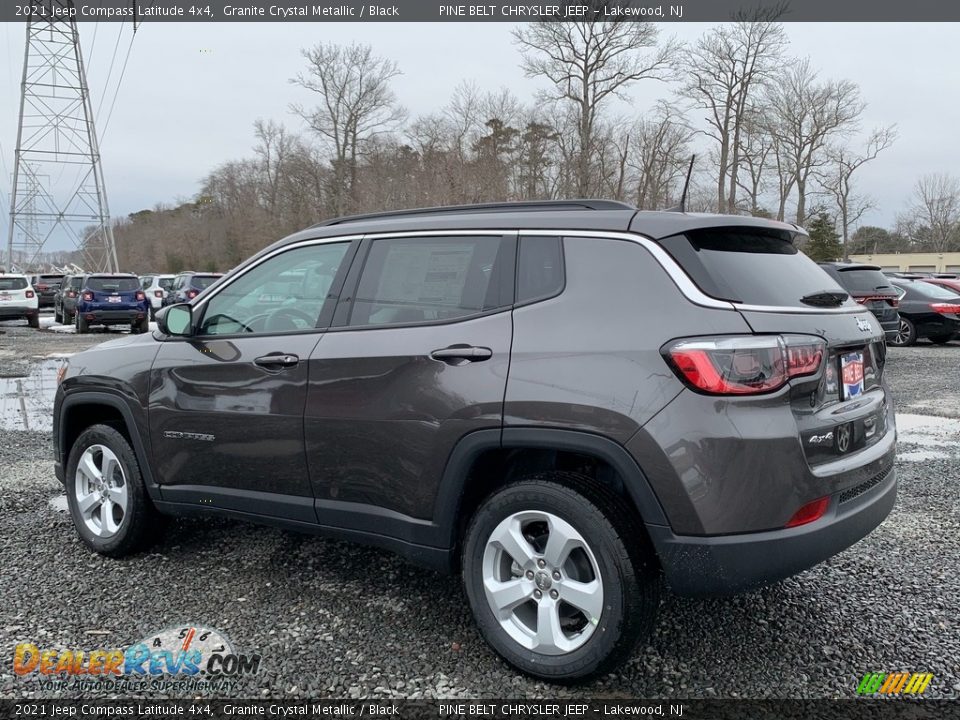 2021 Jeep Compass Latitude 4x4 Granite Crystal Metallic / Black Photo #6