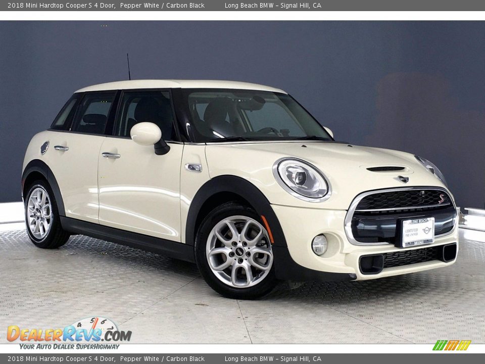 2018 Mini Hardtop Cooper S 4 Door Pepper White / Carbon Black Photo #1