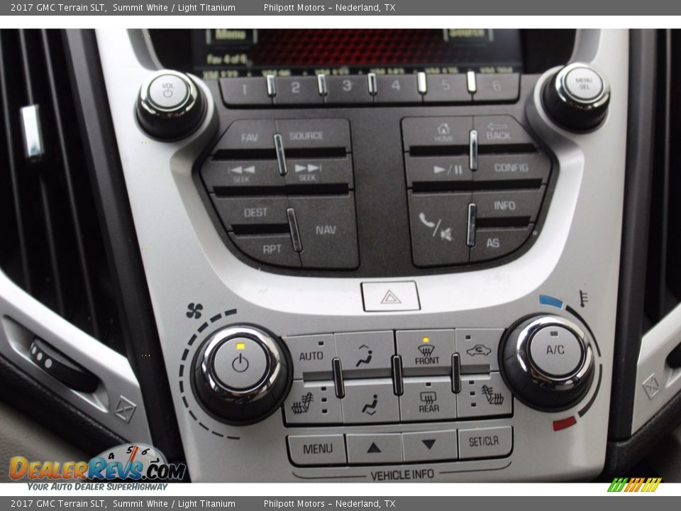 Controls of 2017 GMC Terrain SLT Photo #16