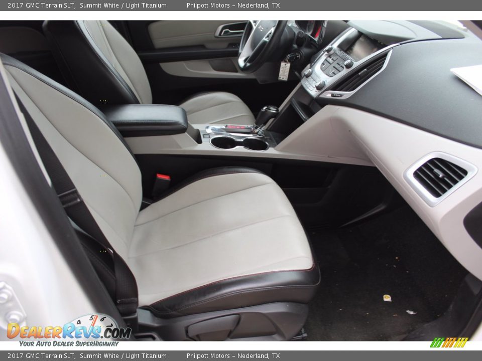 Front Seat of 2017 GMC Terrain SLT Photo #26