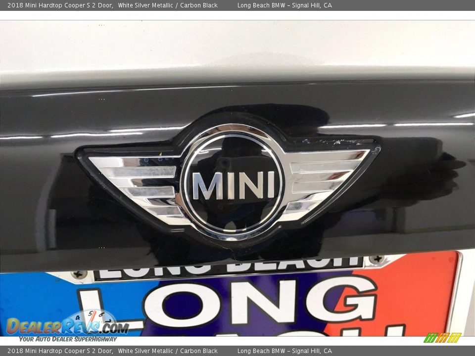 2018 Mini Hardtop Cooper S 2 Door White Silver Metallic / Carbon Black Photo #32