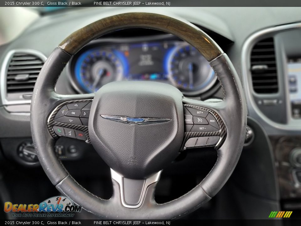2015 Chrysler 300 C Steering Wheel Photo #6