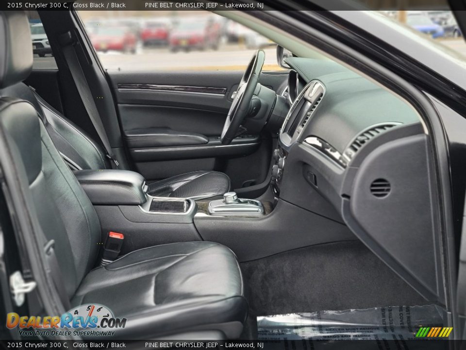 Front Seat of 2015 Chrysler 300 C Photo #28