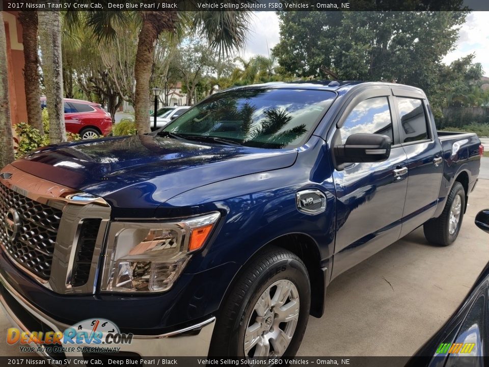 2017 Nissan Titan SV Crew Cab Deep Blue Pearl / Black Photo #1