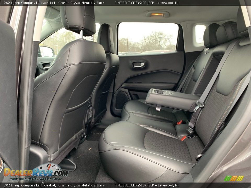 2021 Jeep Compass Latitude 4x4 Granite Crystal Metallic / Black Photo #9