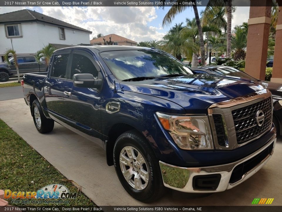 2017 Nissan Titan SV Crew Cab Deep Blue Pearl / Black Photo #11